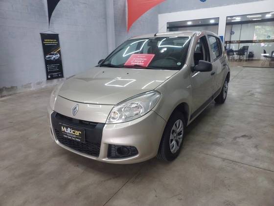 RENAULT SANDERO 1.0 EXPRESSION 16V FLEX 4P MANUAL RENAULT SANDERO 1.0 EXPRESSION 16V FLEX 4P MANUAL